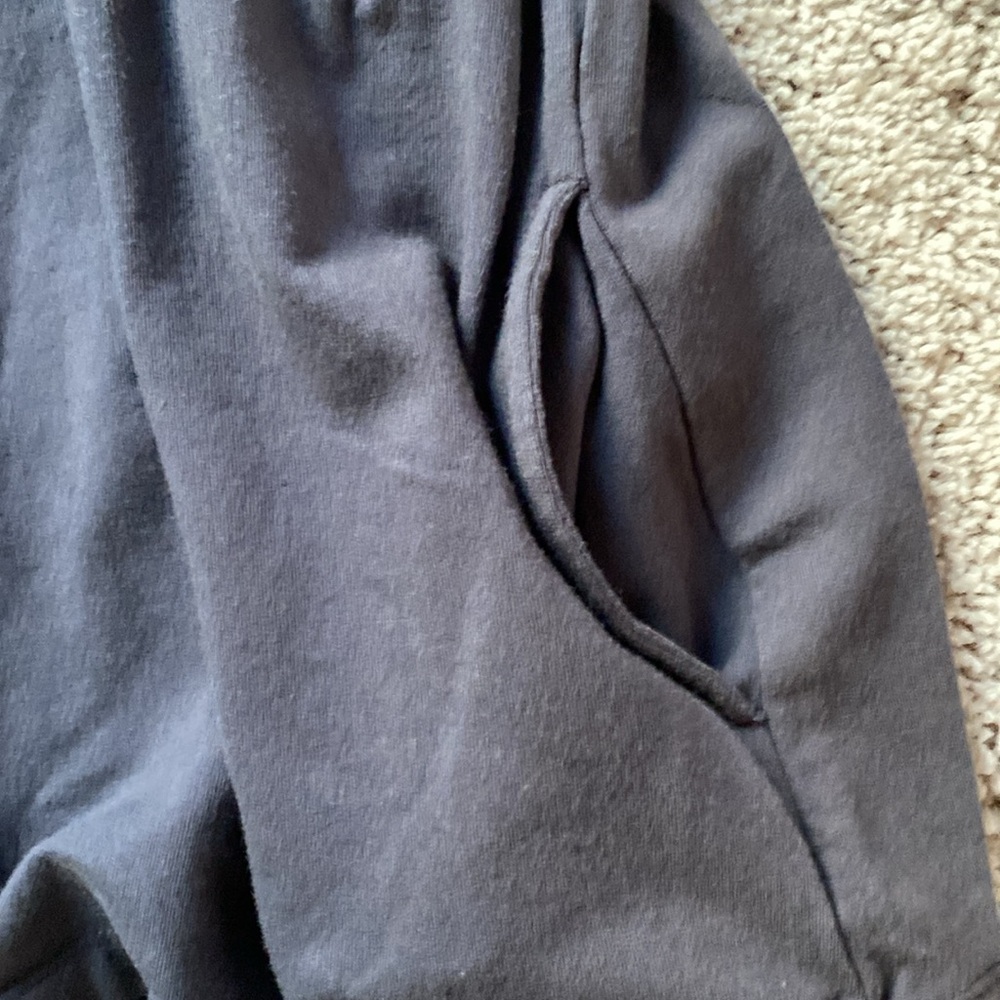 Sunday (Days Of The Week) Zippered Layering Top L - image 7